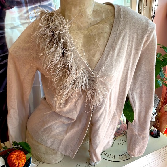 NWT Neiman Marcus 💯 Cashmere - Picture 1 of 11